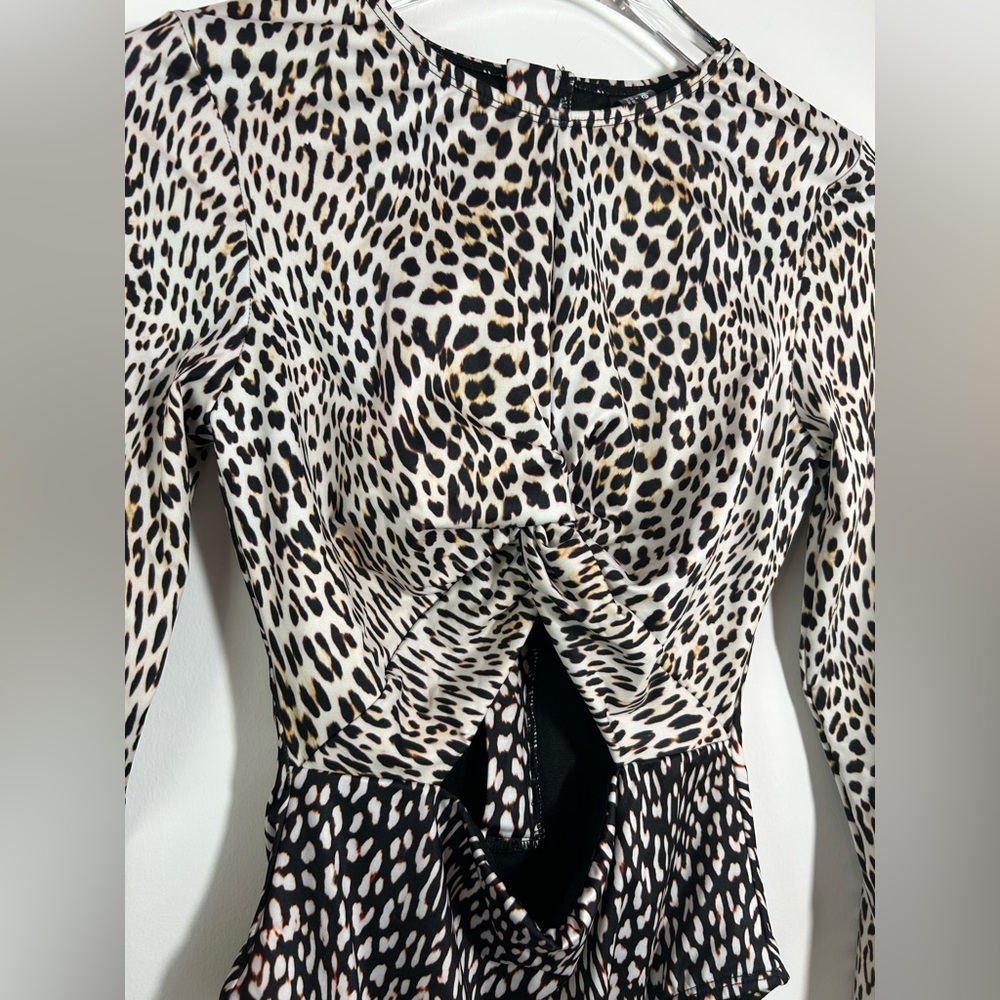 NWT HURLEY One Piece Leopard Print Long Sleeve Bathing Suit RASH GUARD - Picture 3 of 7